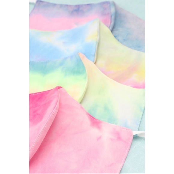 Tie Dye Face Masks 4 Pack - Picture 3 of 3